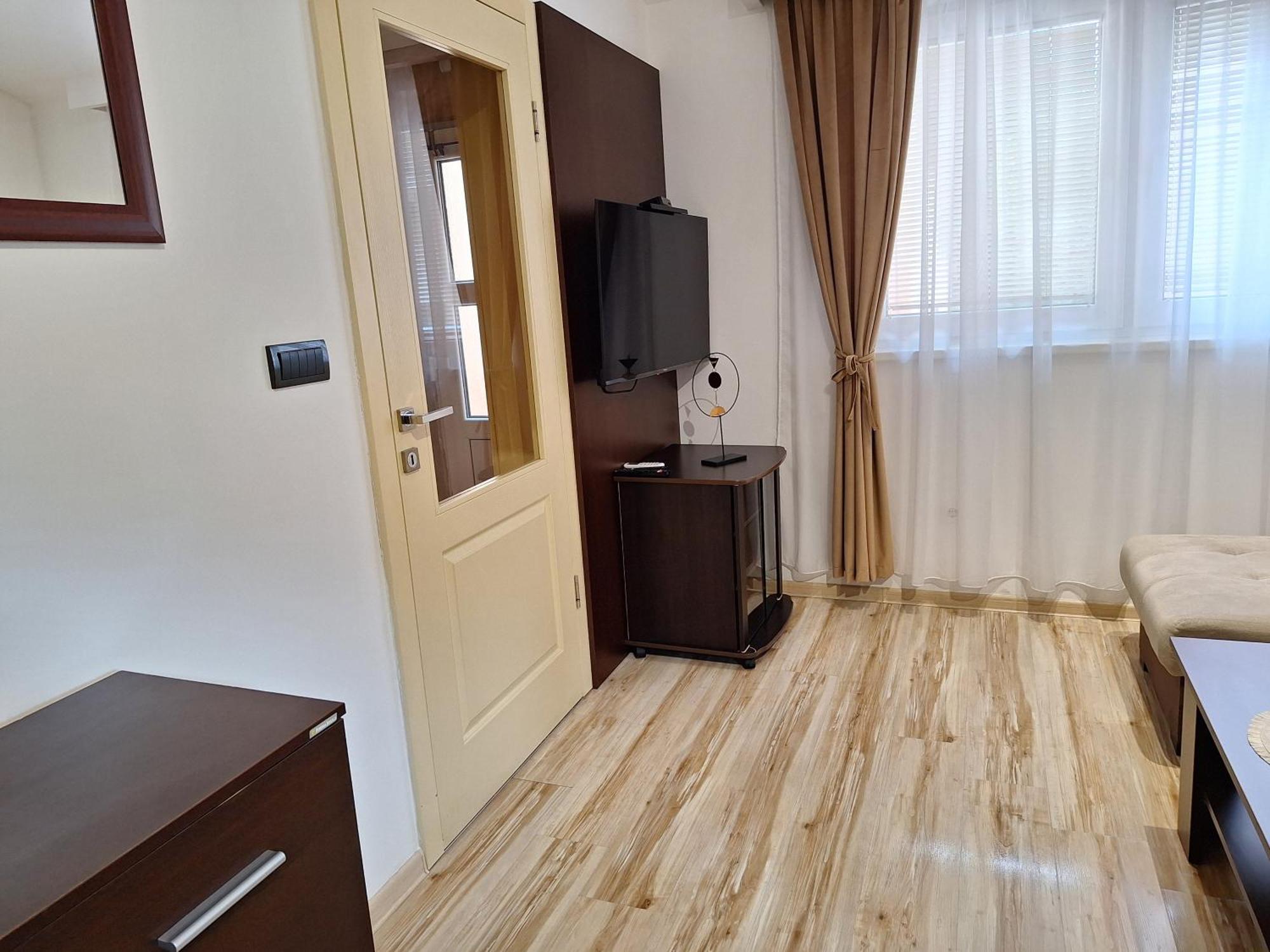 Matino Apartments 3 Valjevo Bagian luar foto